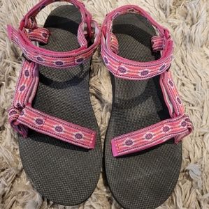 Pink Tevas